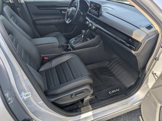 used 2025 Honda CR-V car, priced at $33,877