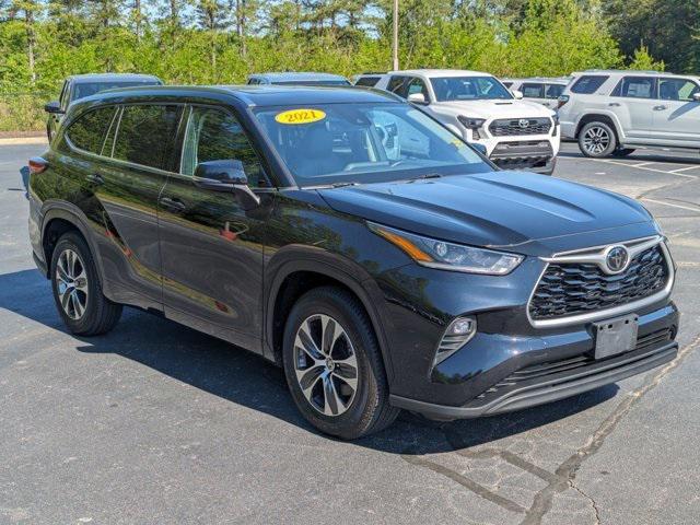 used 2021 Toyota Highlander car, priced at $26,977