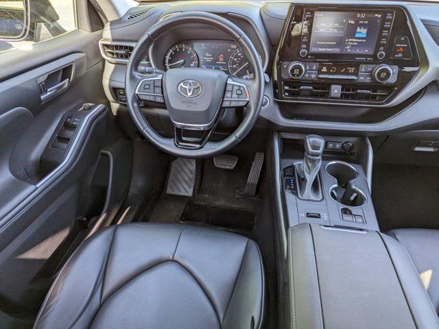used 2021 Toyota Highlander car, priced at $26,977