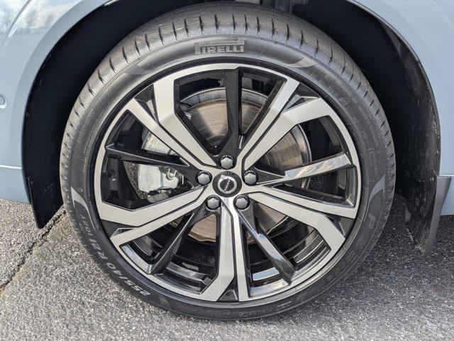 used 2024 Volvo XC60 Recharge Plug-In Hybrid car, priced at $46,977
