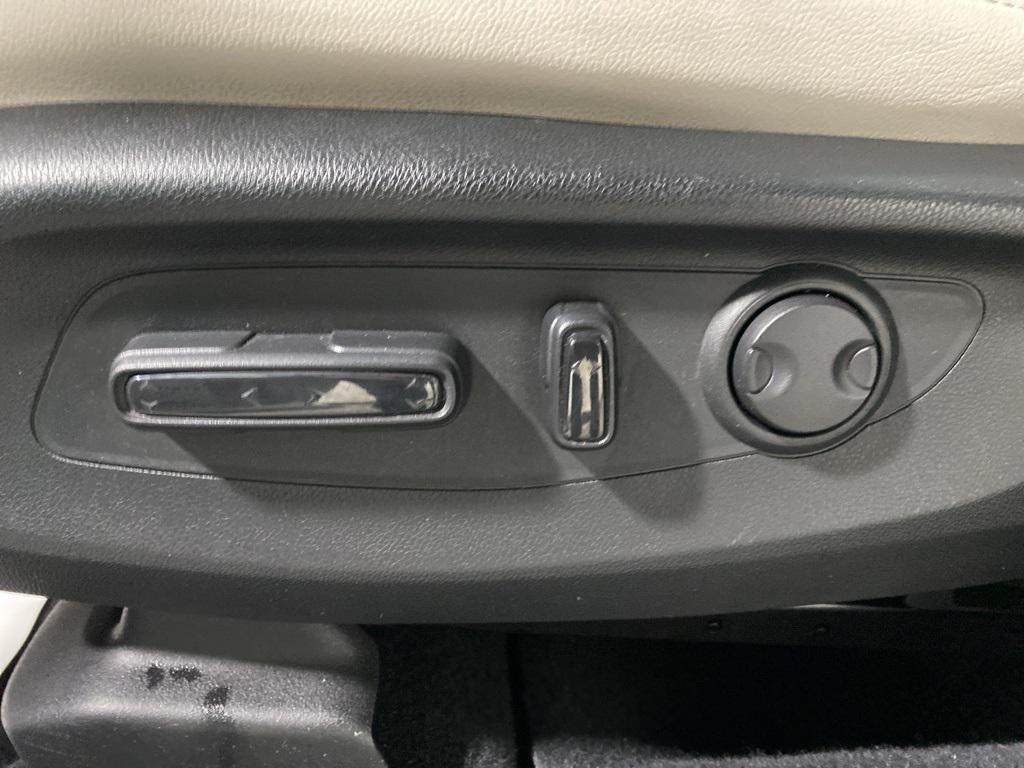 used 2023 Honda CR-V car, priced at $31,941