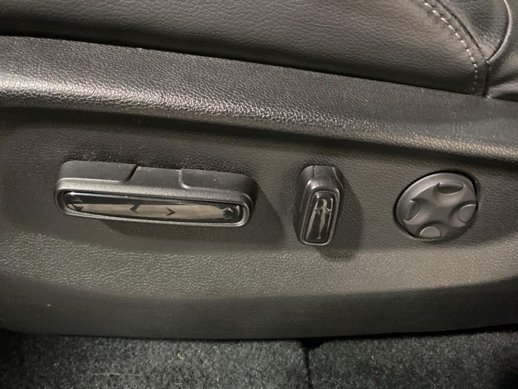 used 2022 Honda CR-V car, priced at $29,929