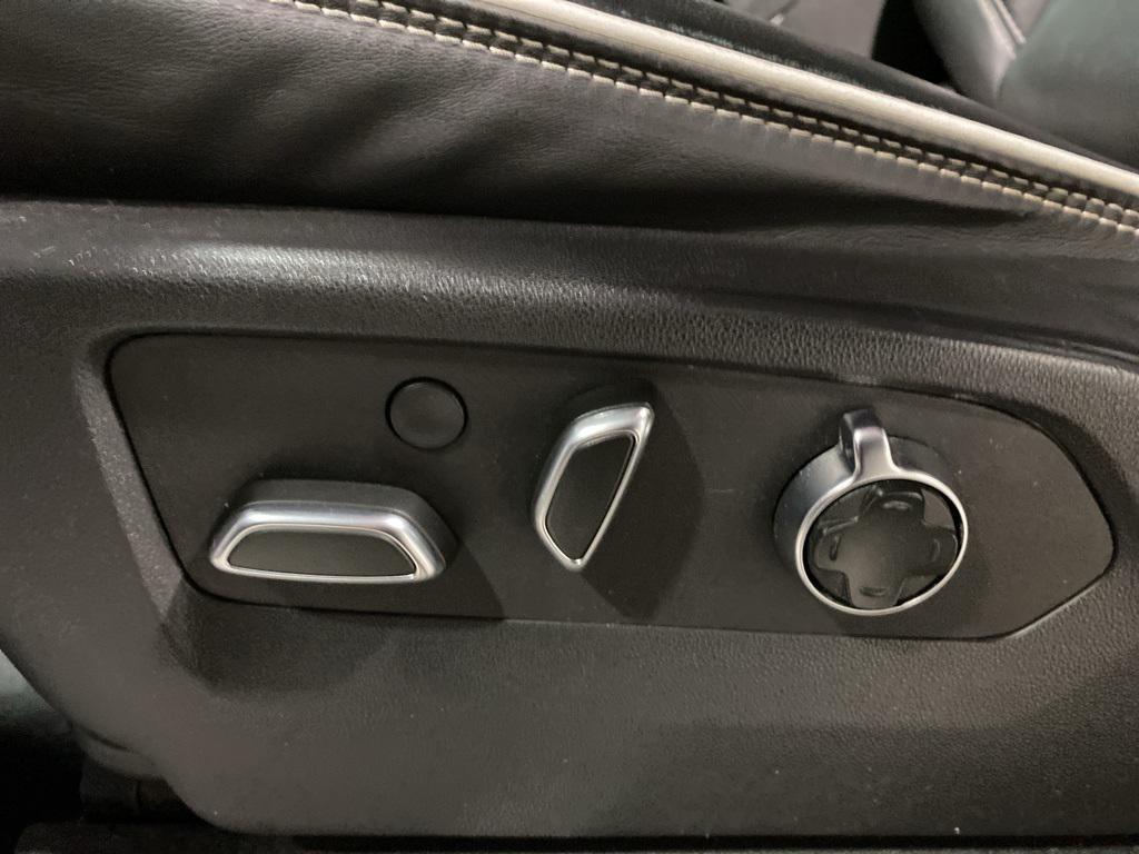 used 2023 GMC Sierra 1500 car, priced at $52,137