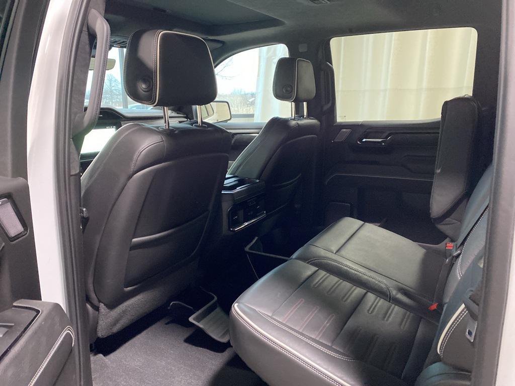 used 2023 GMC Sierra 1500 car, priced at $52,137