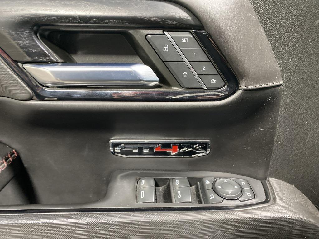 used 2023 GMC Sierra 1500 car, priced at $52,137