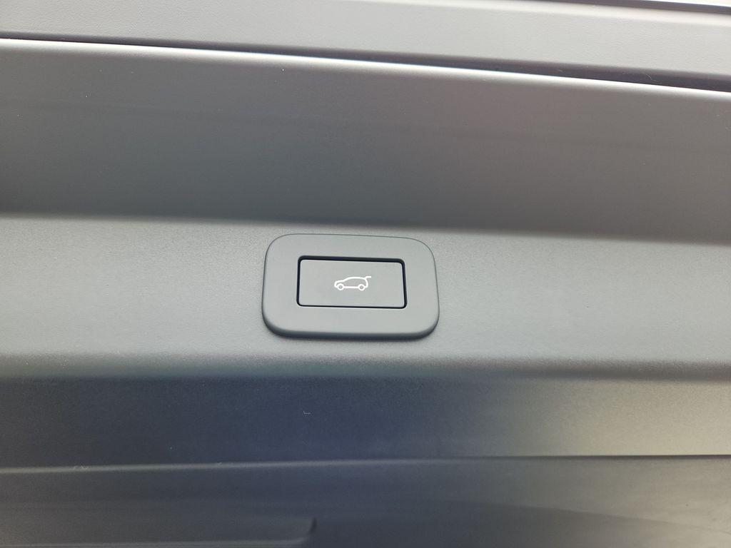 new 2026 Land Rover Range Rover Sport car, priced at $104,415