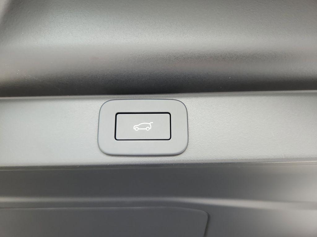 new 2025 Land Rover Range Rover car, priced at $116,530