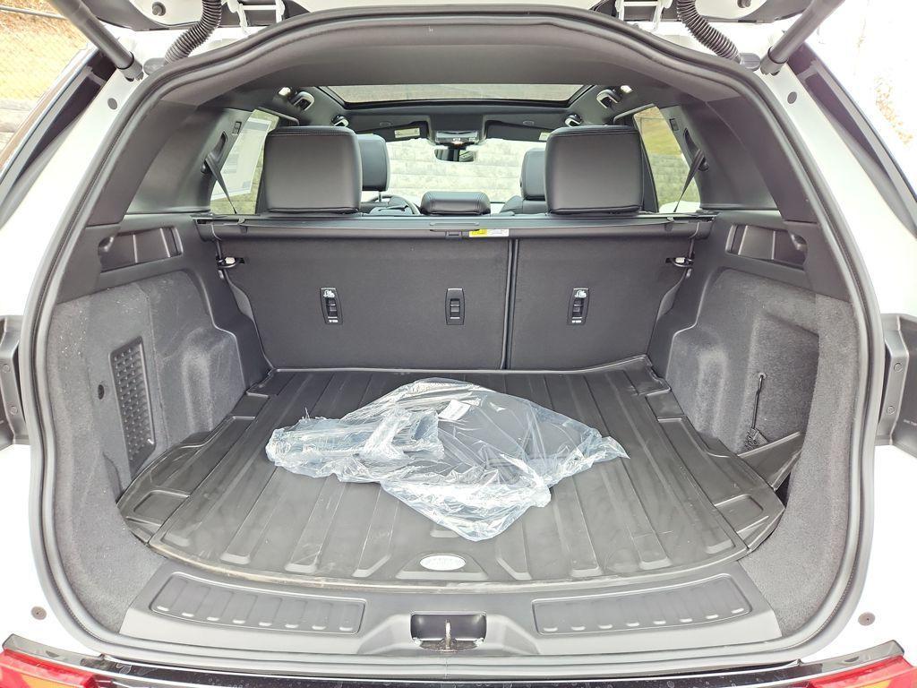 new 2026 Land Rover Discovery Sport car, priced at $51,175