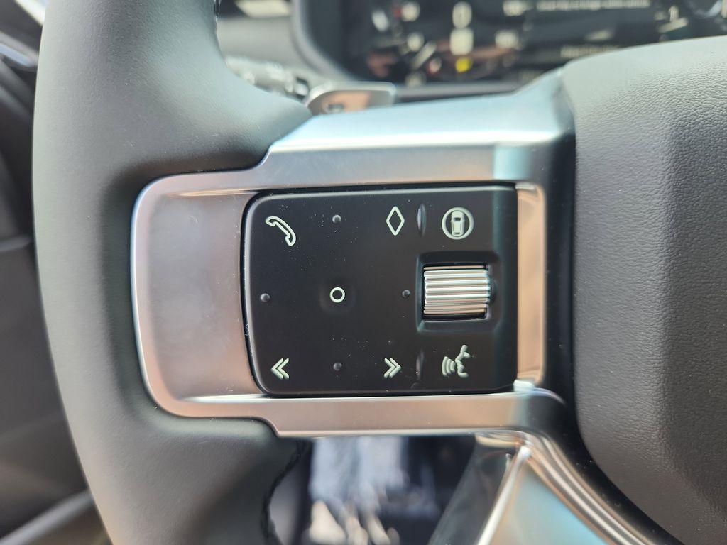 used 2025 Land Rover Discovery car, priced at $53,895