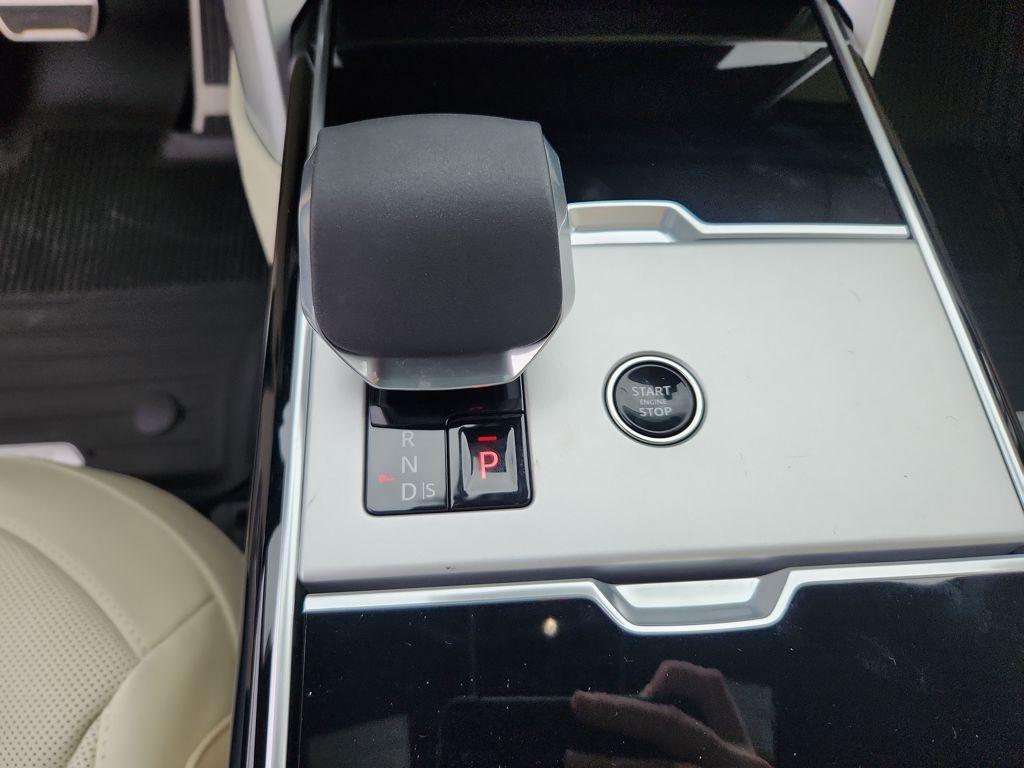 new 2025 Land Rover Range Rover car, priced at $118,035