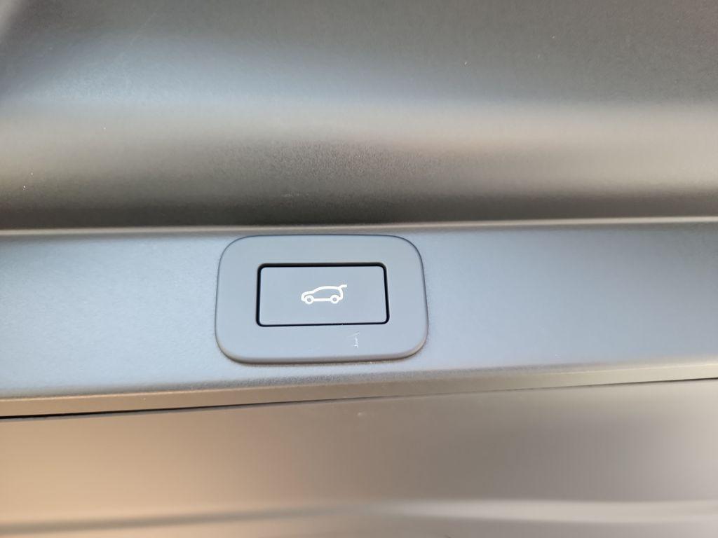 new 2026 Land Rover Range Rover car, priced at $127,265