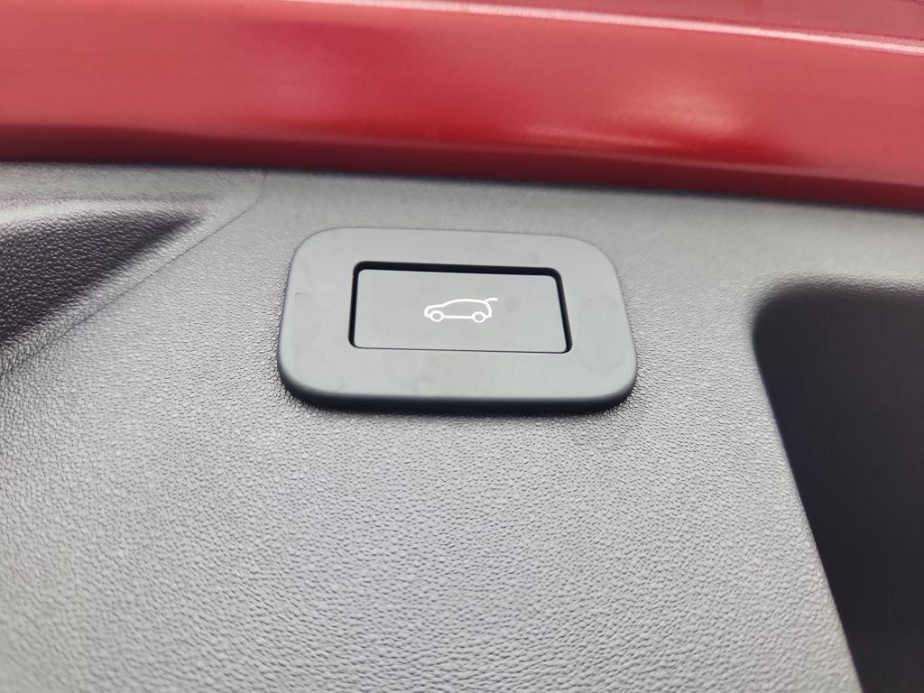 new 2026 Land Rover Discovery Sport car, priced at $52,125