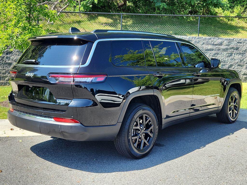 used 2024 Jeep Grand Cherokee L car, priced at $35,665