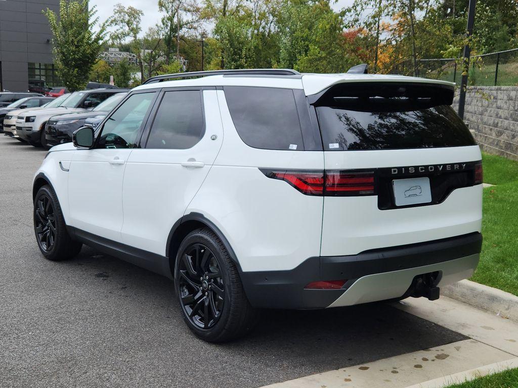 used 2025 Land Rover Discovery car, priced at $69,138