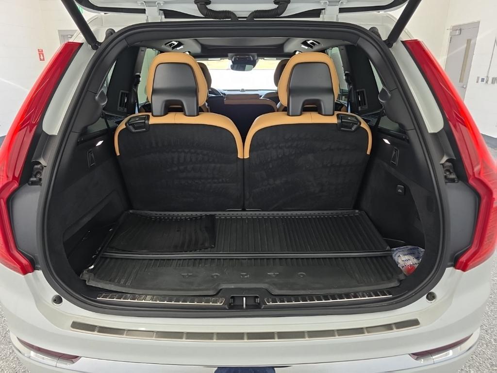 used 2021 Volvo XC90 Recharge Plug-In Hybrid car, priced at $26,675