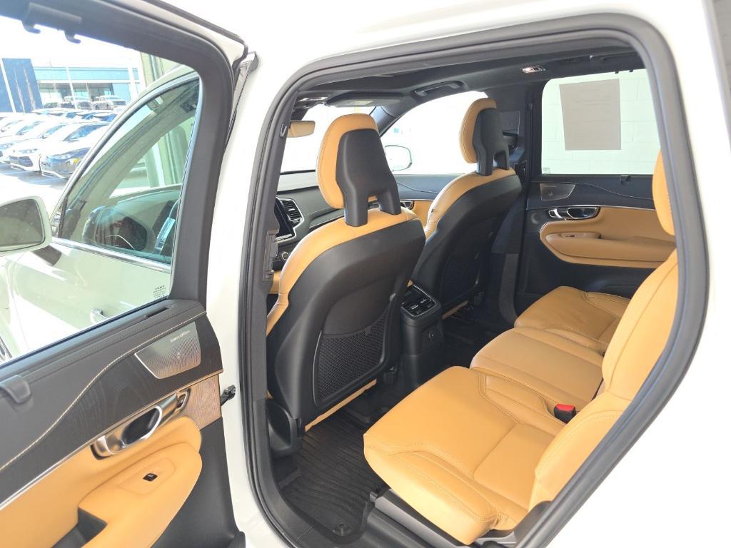 used 2021 Volvo XC90 Recharge Plug-In Hybrid car, priced at $26,675