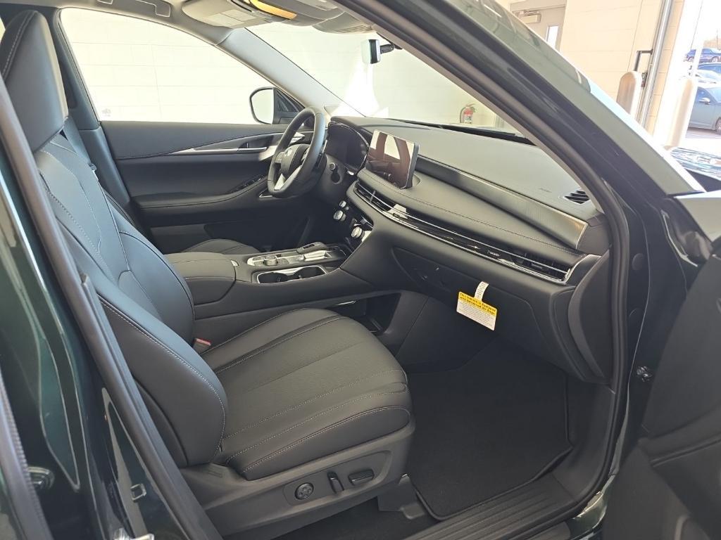 new 2026 INFINITI QX60 car, priced at $58,577