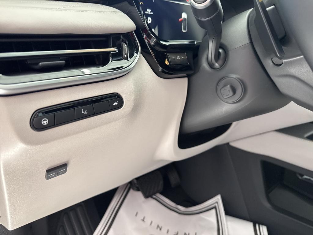 new 2026 INFINITI QX60 car, priced at $61,123