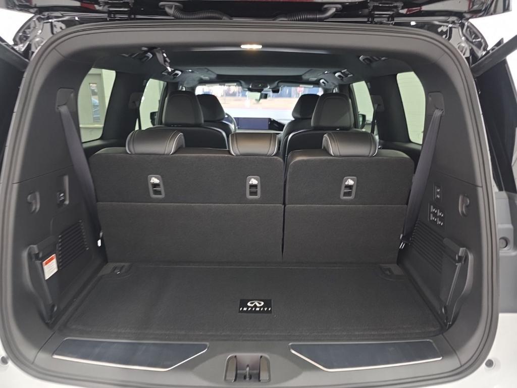 new 2026 INFINITI QX80 car, priced at $112,220