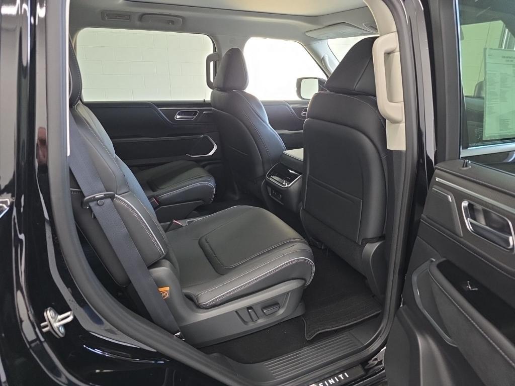 new 2026 INFINITI QX80 car, priced at $86,703