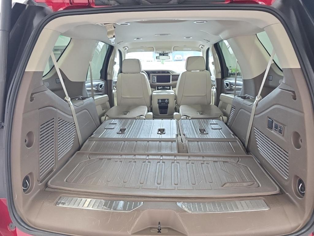 used 2023 GMC Yukon car, priced at $58,300