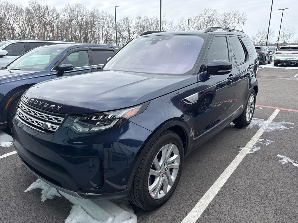used 2018 Land Rover Discovery car, priced at $15,995