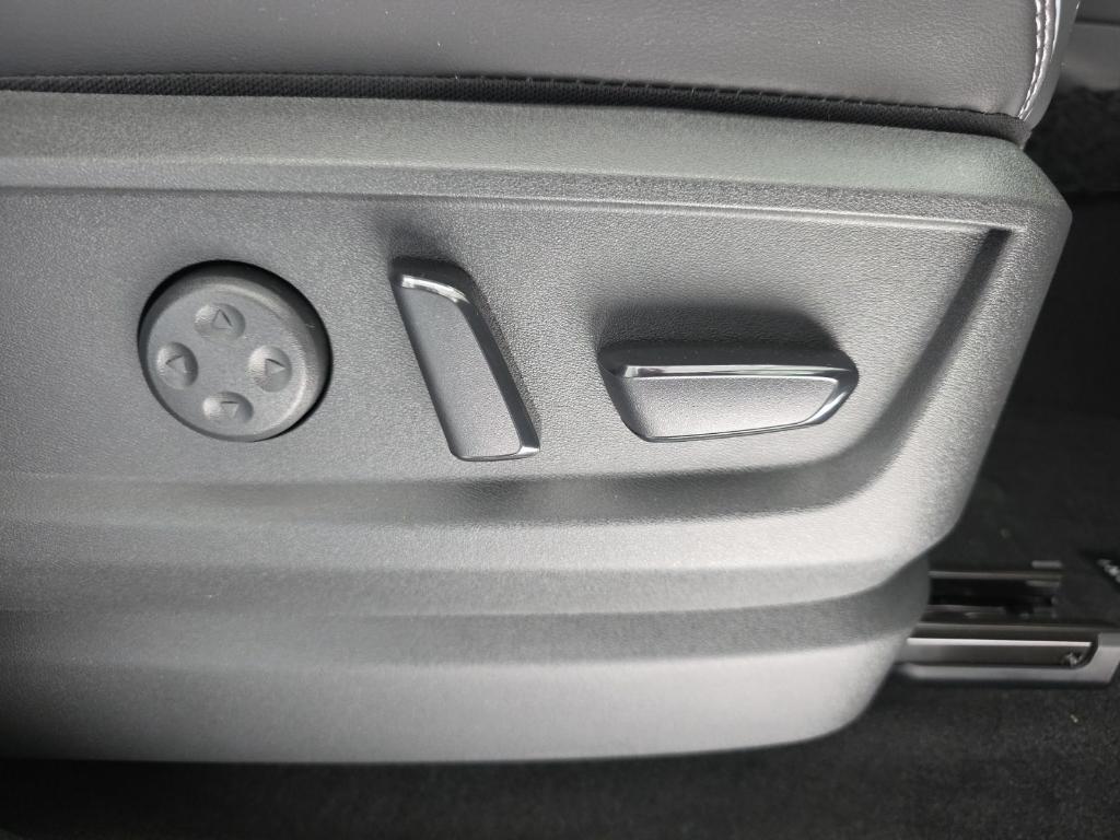 new 2026 INFINITI QX80 car, priced at $94,371