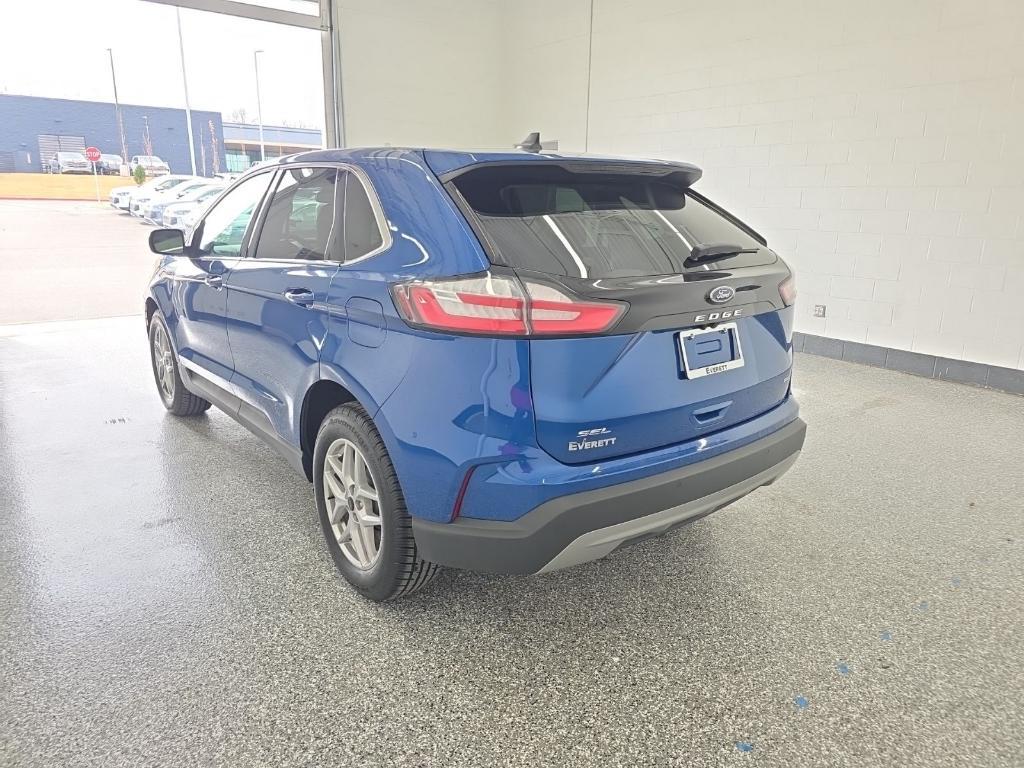 used 2024 Ford Edge car, priced at $24,994