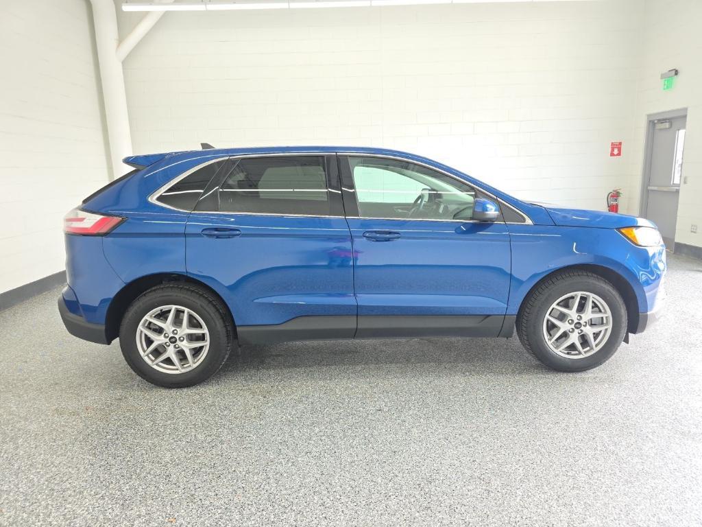 used 2024 Ford Edge car, priced at $24,994