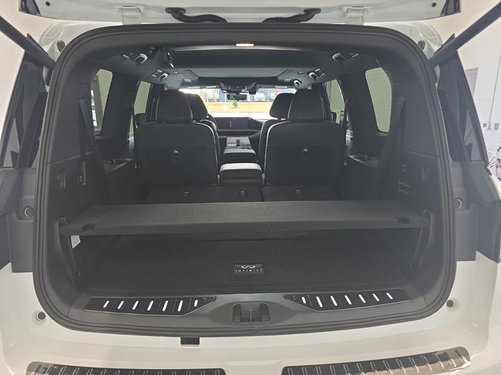 new 2026 INFINITI QX80 car, priced at $104,898