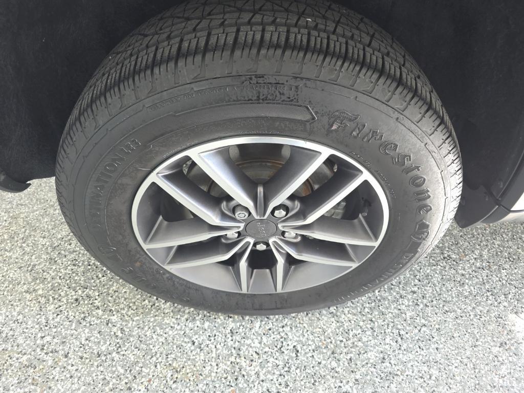 used 2022 Jeep Grand Cherokee WK car, priced at $24,748