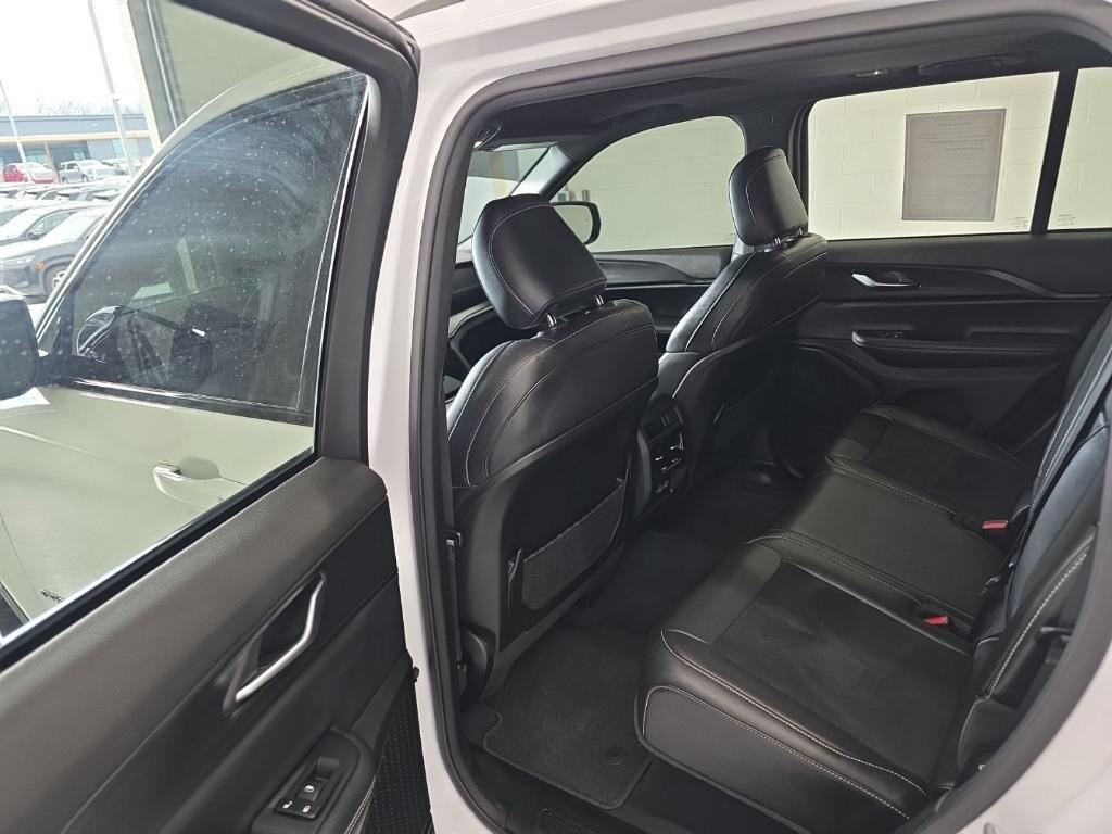 used 2023 Jeep Grand Cherokee car, priced at $29,386