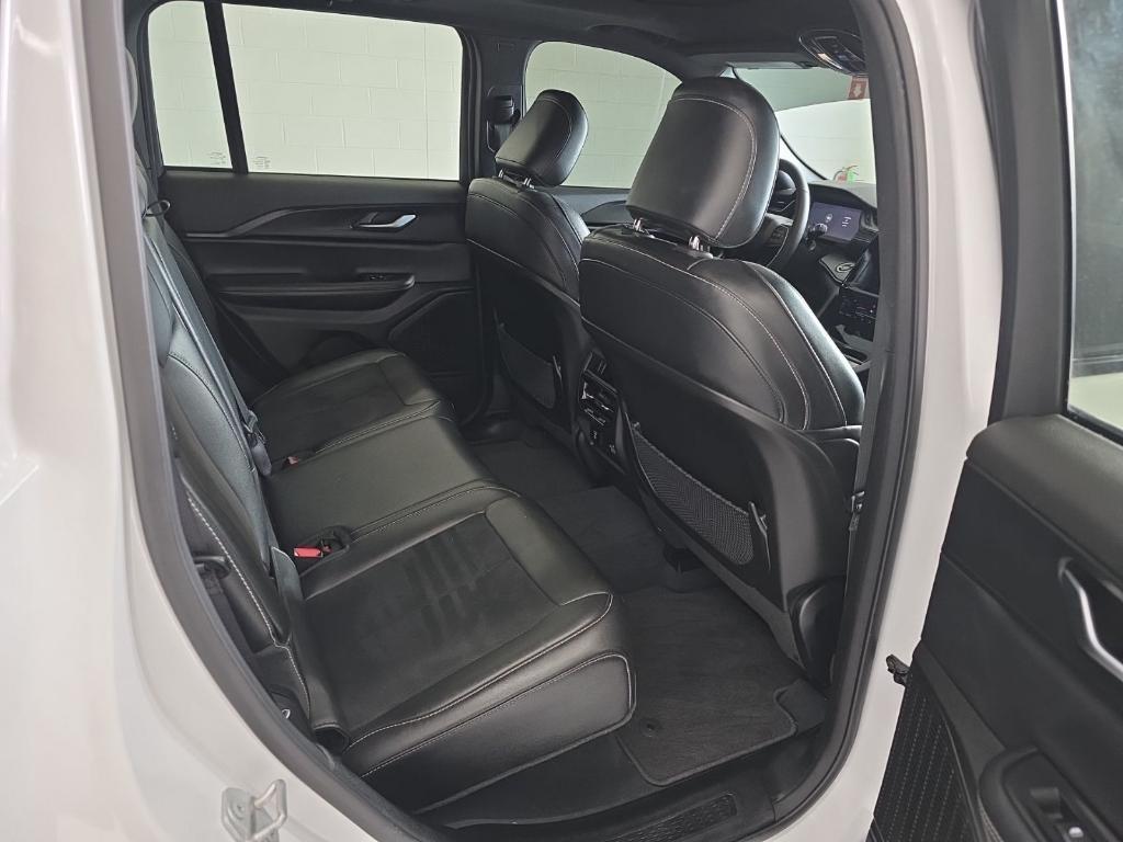 used 2023 Jeep Grand Cherokee car, priced at $29,386