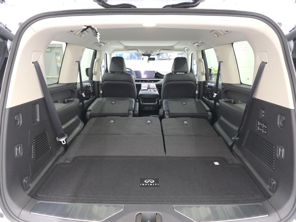 new 2026 INFINITI QX80 car, priced at $94,567