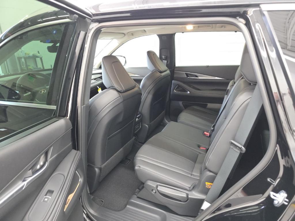 new 2026 INFINITI QX60 car, priced at $51,104