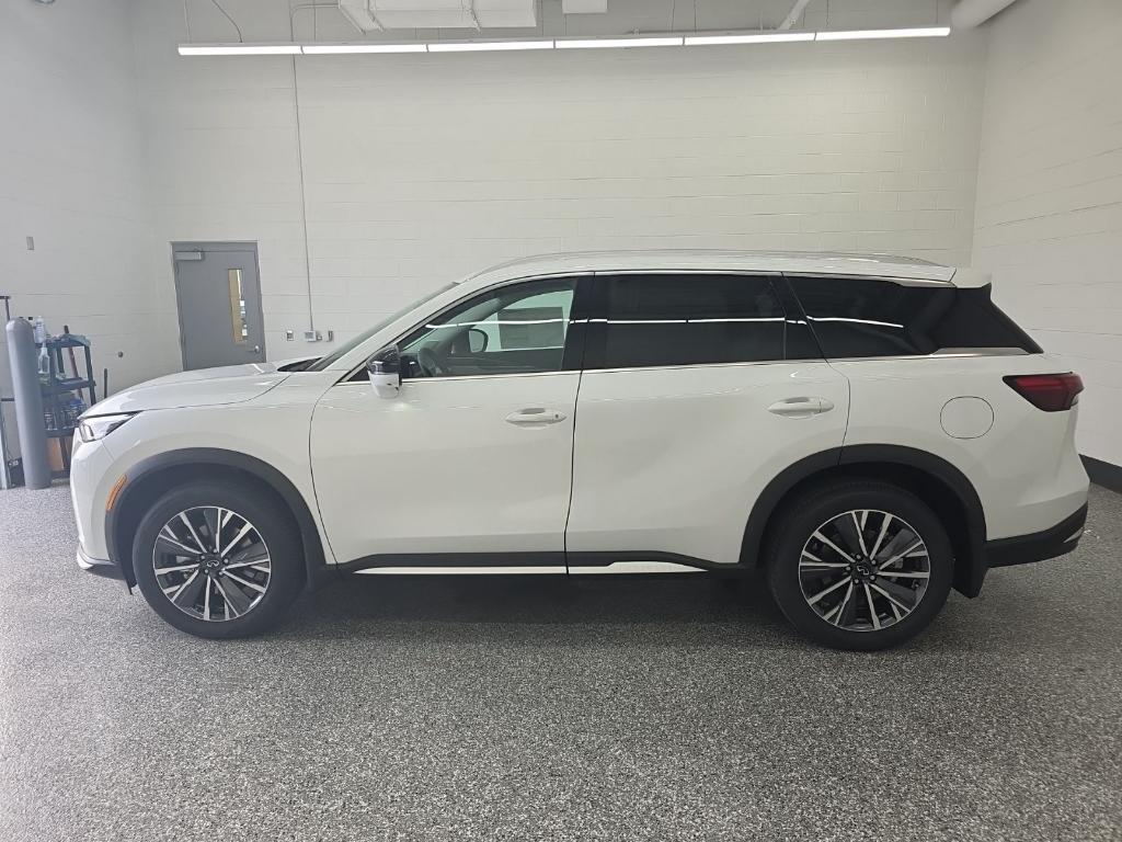 new 2026 INFINITI QX60 car, priced at $51,300