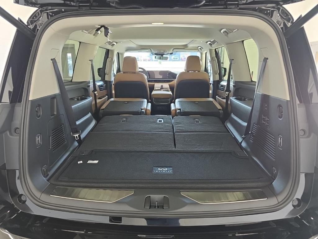 new 2026 INFINITI QX80 car, priced at $86,703