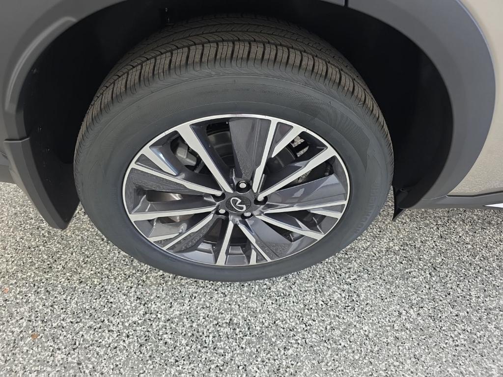 new 2026 INFINITI QX60 car, priced at $58,120