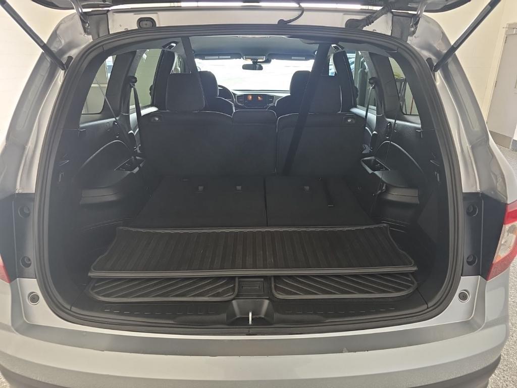 used 2022 Honda Pilot car, priced at $25,182