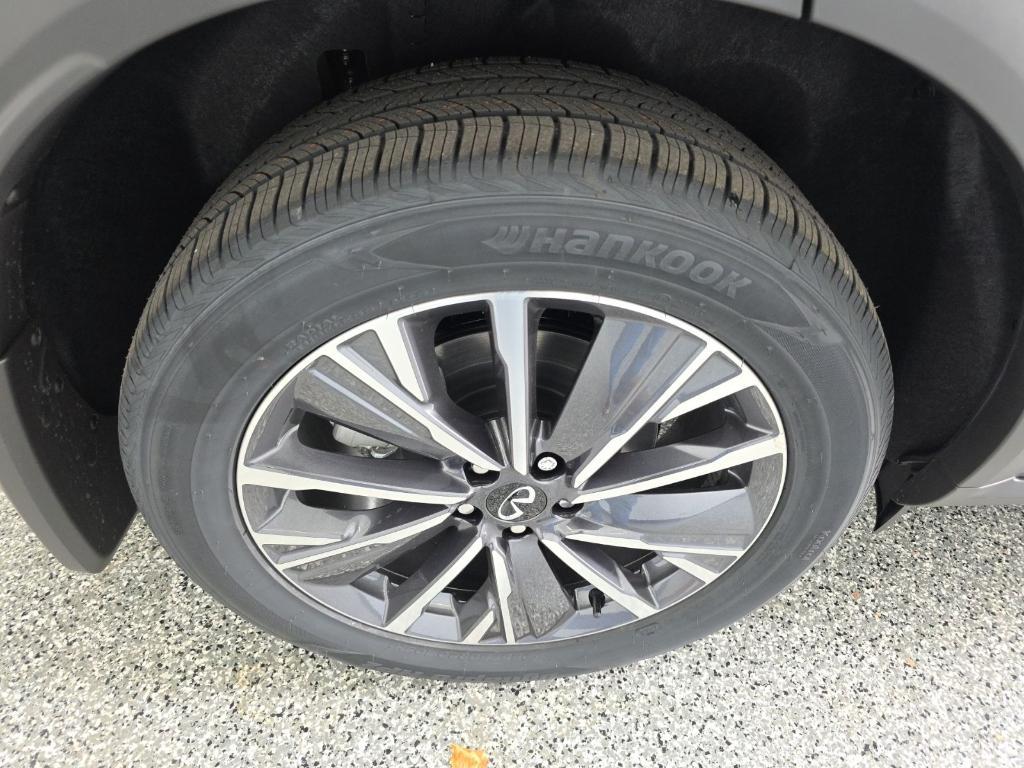 new 2026 INFINITI QX60 car, priced at $52,452