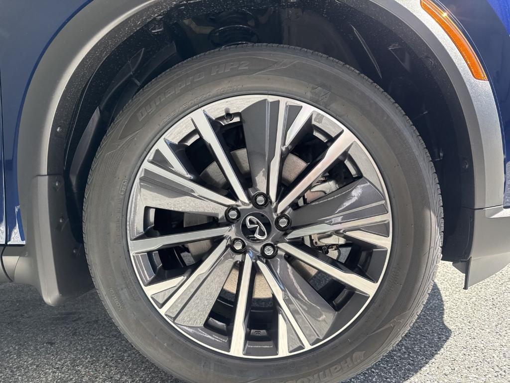 new 2026 INFINITI QX60 car, priced at $59,147