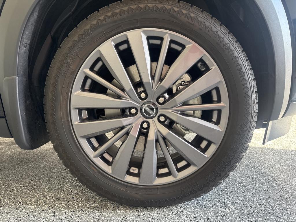 used 2024 Nissan Pathfinder car, priced at $32,122