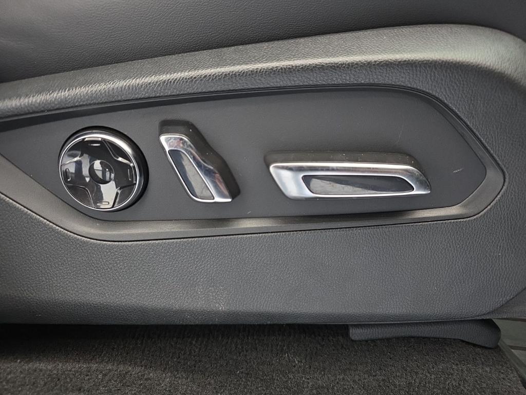 used 2024 Acura MDX car, priced at $44,495