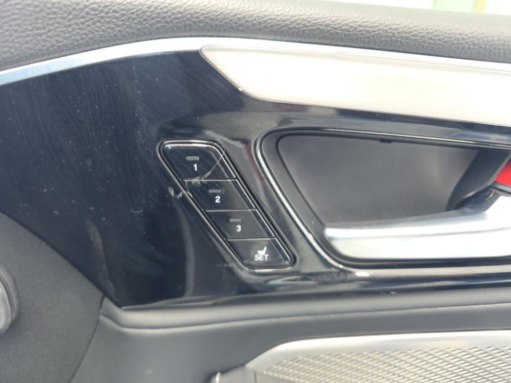 used 2024 Acura MDX car, priced at $44,495