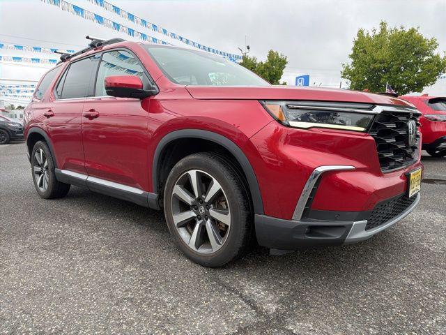 used 2023 Honda Pilot car, priced at $42,583