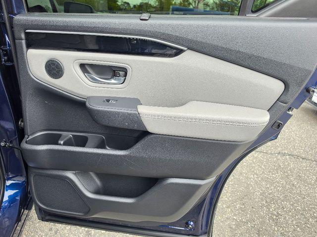 used 2023 Honda Pilot car, priced at $35,579