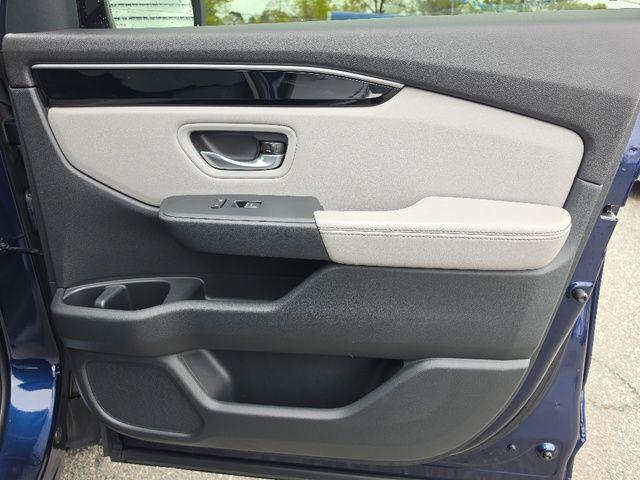 used 2023 Honda Pilot car, priced at $35,579