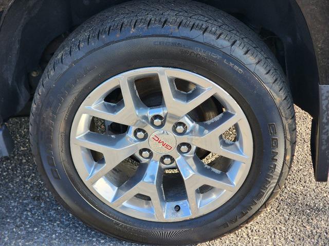 used 2016 GMC Yukon car, priced at $15,756