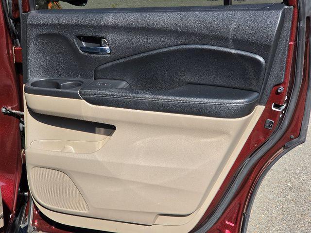 used 2018 Honda Pilot car, priced at $18,533