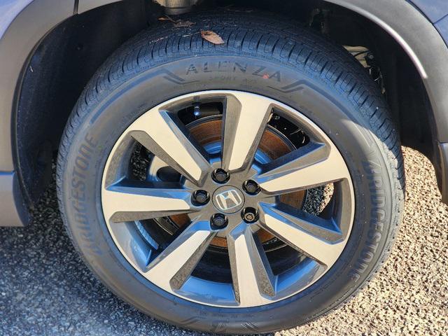 new 2025 Honda Pilot car, priced at $55,030